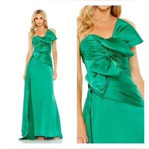 Mac Duggal 20585 NWT Front Bow Strapless Dress